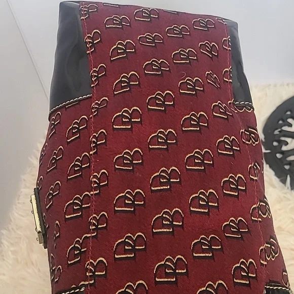 EUC Dooney & Bourke - Picture 5 of 10